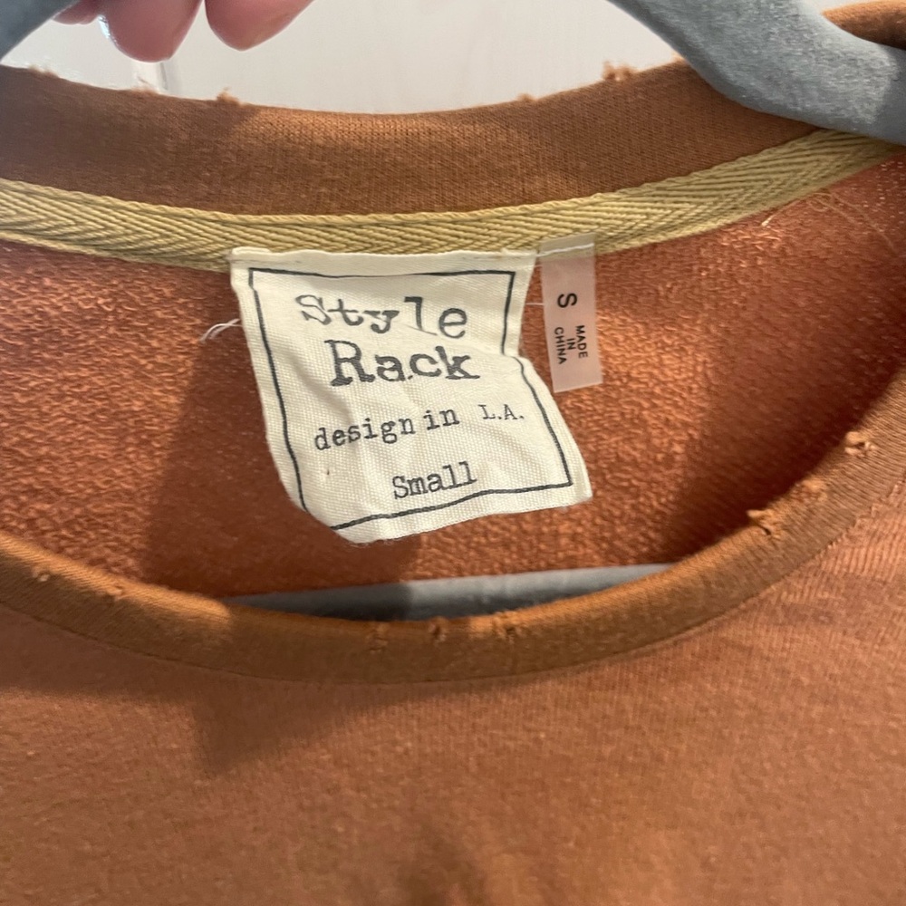 Style Rack Cropped Sweatshirt - Picture 2 of 3